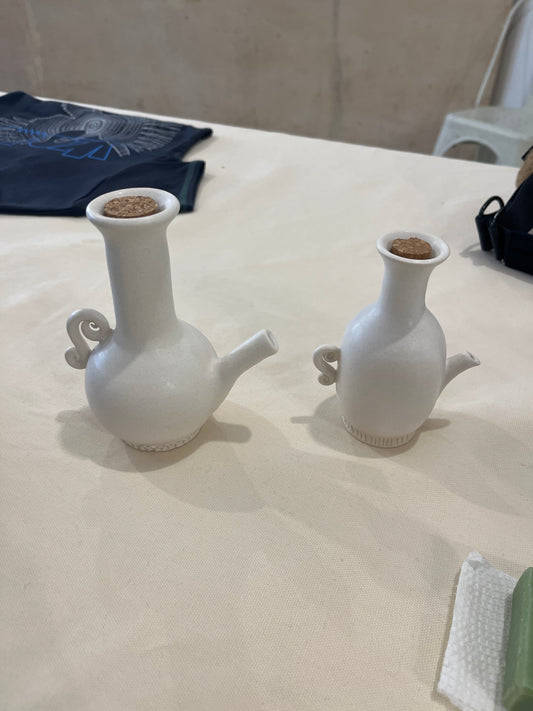 Psyche Organic Olive Oil cruet